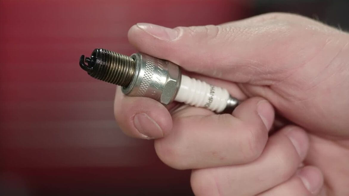 spark plug to use for lawn mowers